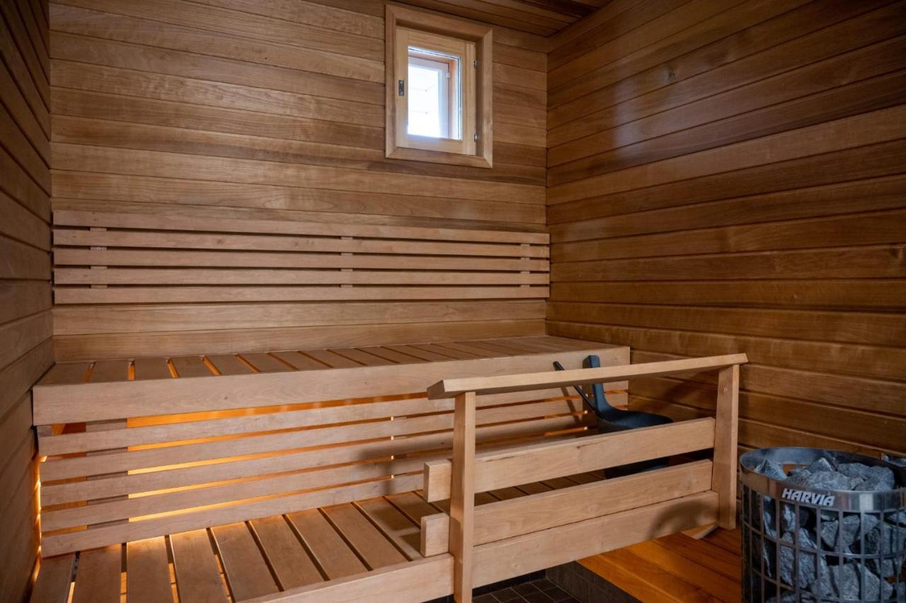 Villa Puistola & Sauna, Near Santa'S Village โรวานิเอมิ ภายนอก รูปภาพ